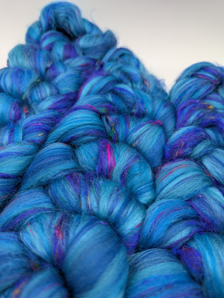 66/17/17 Merino/Tussah Silk/Sari Silk 100g