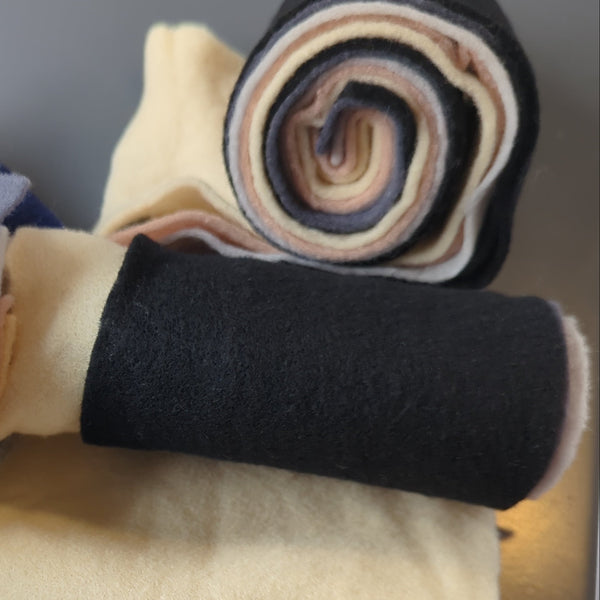 Pre Felt - 5 pieces, assorted colours